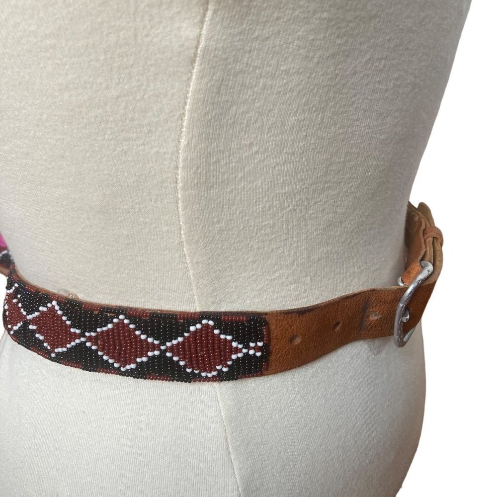 Vintage Hand Beaded Leather Belt Womens Large Red Black Southwestern Rodeo - Picture 3 of 9